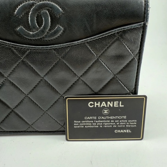 Chanel CC Vintage Quilted Flap Bag - Picture 16 of 16